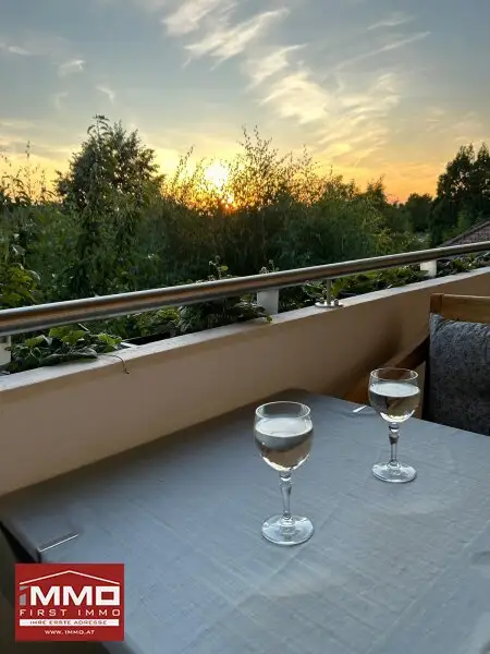 *NEUER PREIS* - TRAUMHAFTE DACHGESCHOSSWOHNUNG MIT LOGGIA IN LANGENZERSDORF