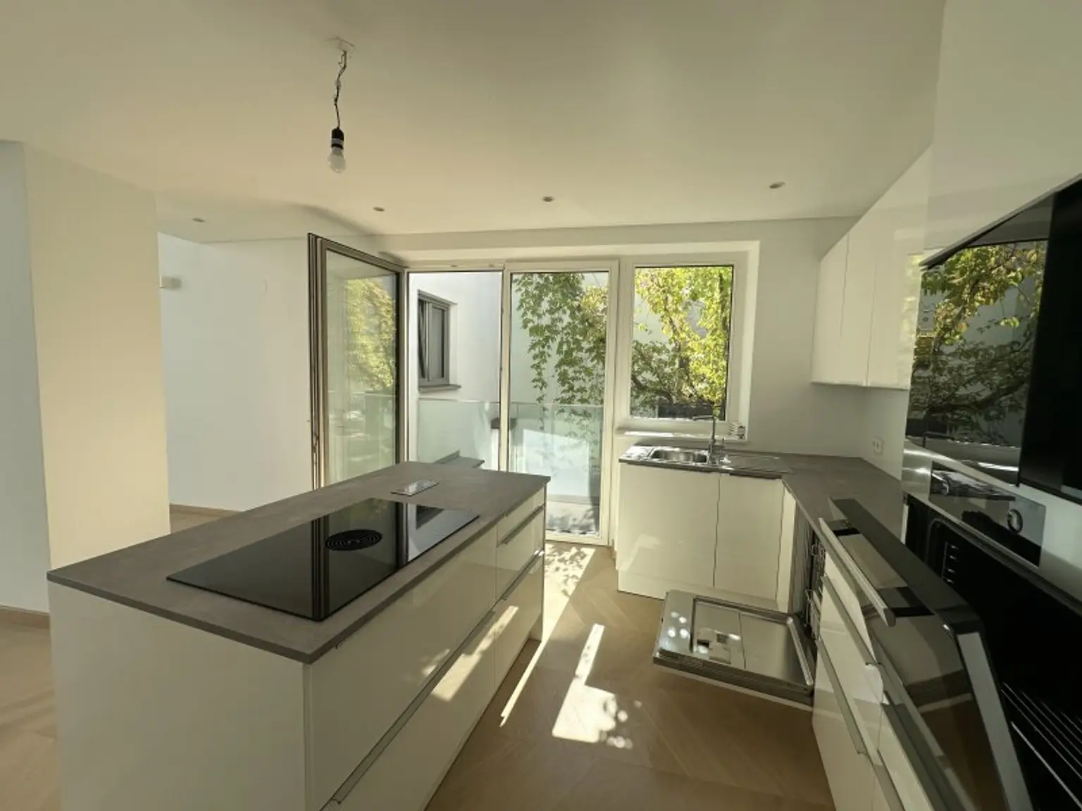 Gonzagagasse: moderne 4-Zimmer-Maisonette mit Freifläche: Leben im City-Center!