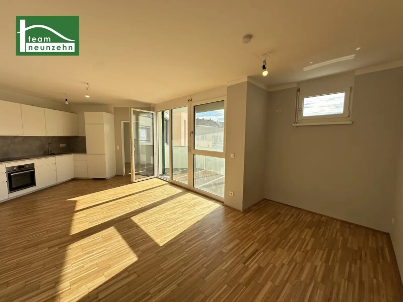 Hochwertige Wohnung mit Abendsonne nahe S-Bahn im FLAIR City living!