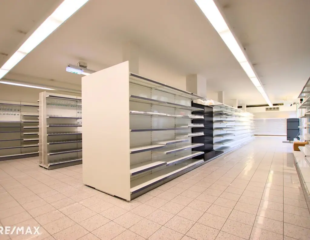 Geschäftslokal im Einkaufszentrum Arkadia zu mieten!