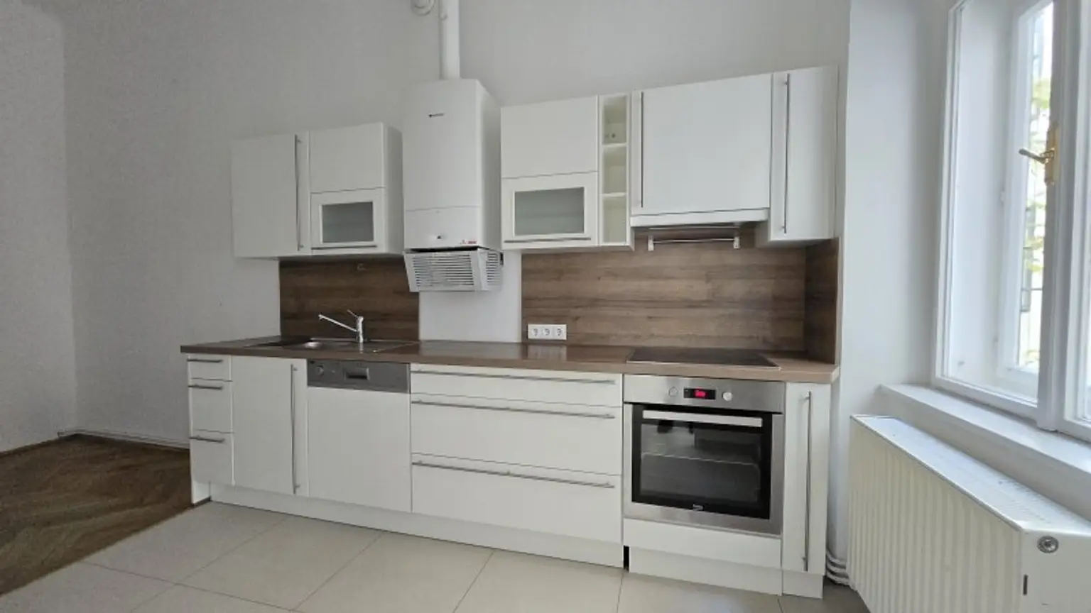 Stilaltbau im Servitenviertel - Sonnige Ausrichtung und Innenhof-Ruhelage