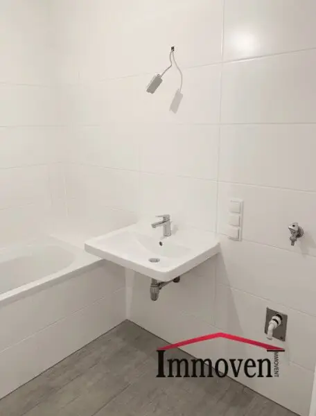 2-Zimmerwohnung mit sehr guter Infrastruktur (Mietbeginn 01.10.2025)