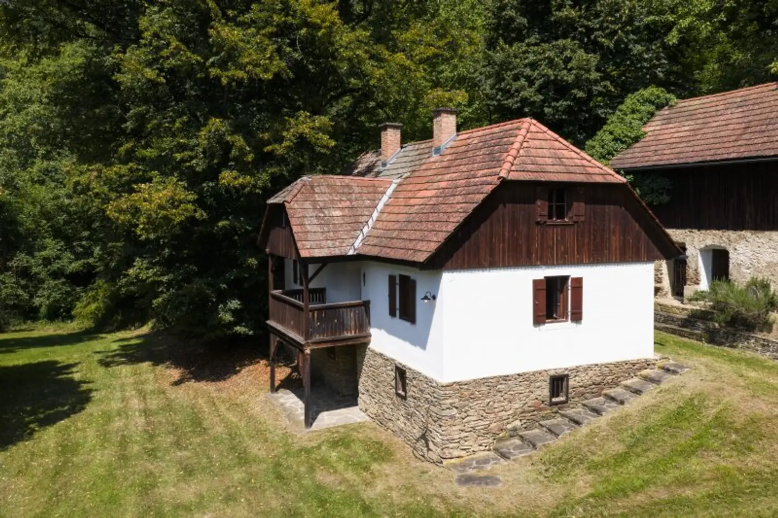 Idyllisch gelegenes Bauernanwesen und Kraftplatz unweit von Graz.