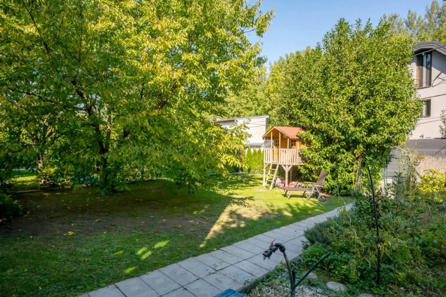 ++NEU++ Idyllisches Haus in der Gartenzeile Schwarzeau!