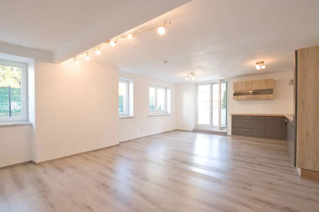 Charmante 2-Zimmer-Wohnung in Vöcklamarkt!