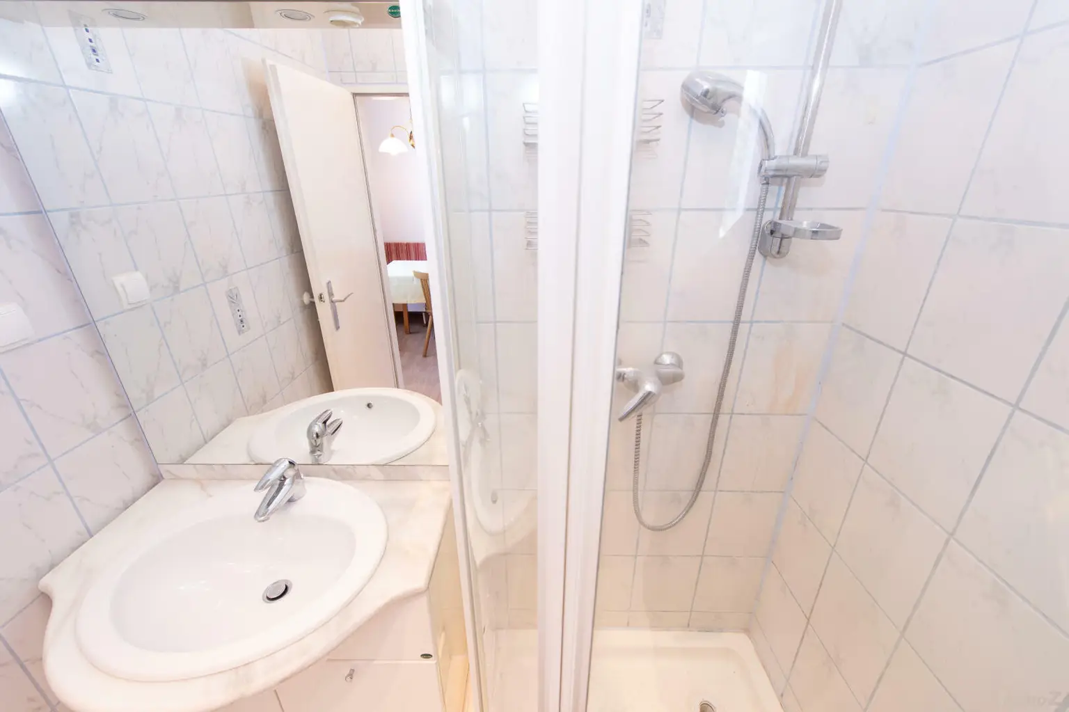 Attraktive 2-Zimmer Eigentumswohnung in Laßnitzhöhe mit Einbauküche, ruhig, gute Infrastruktur, schnelle Anbindung nach Graz.