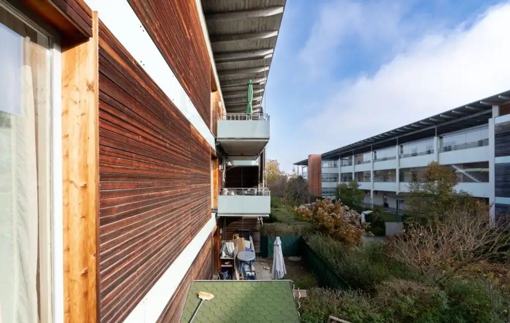 Moderne 3-Zimmer Wohnung mit Loggia/Balkon in der SolarCity zu kaufen