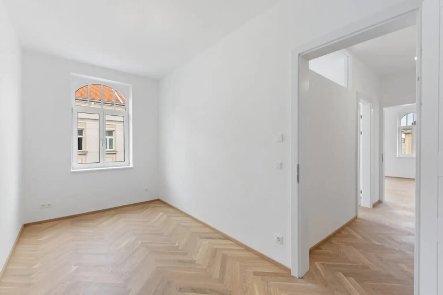 3-Zimmer-Altbaueigentumswohnung in generalsaniertem Altbau