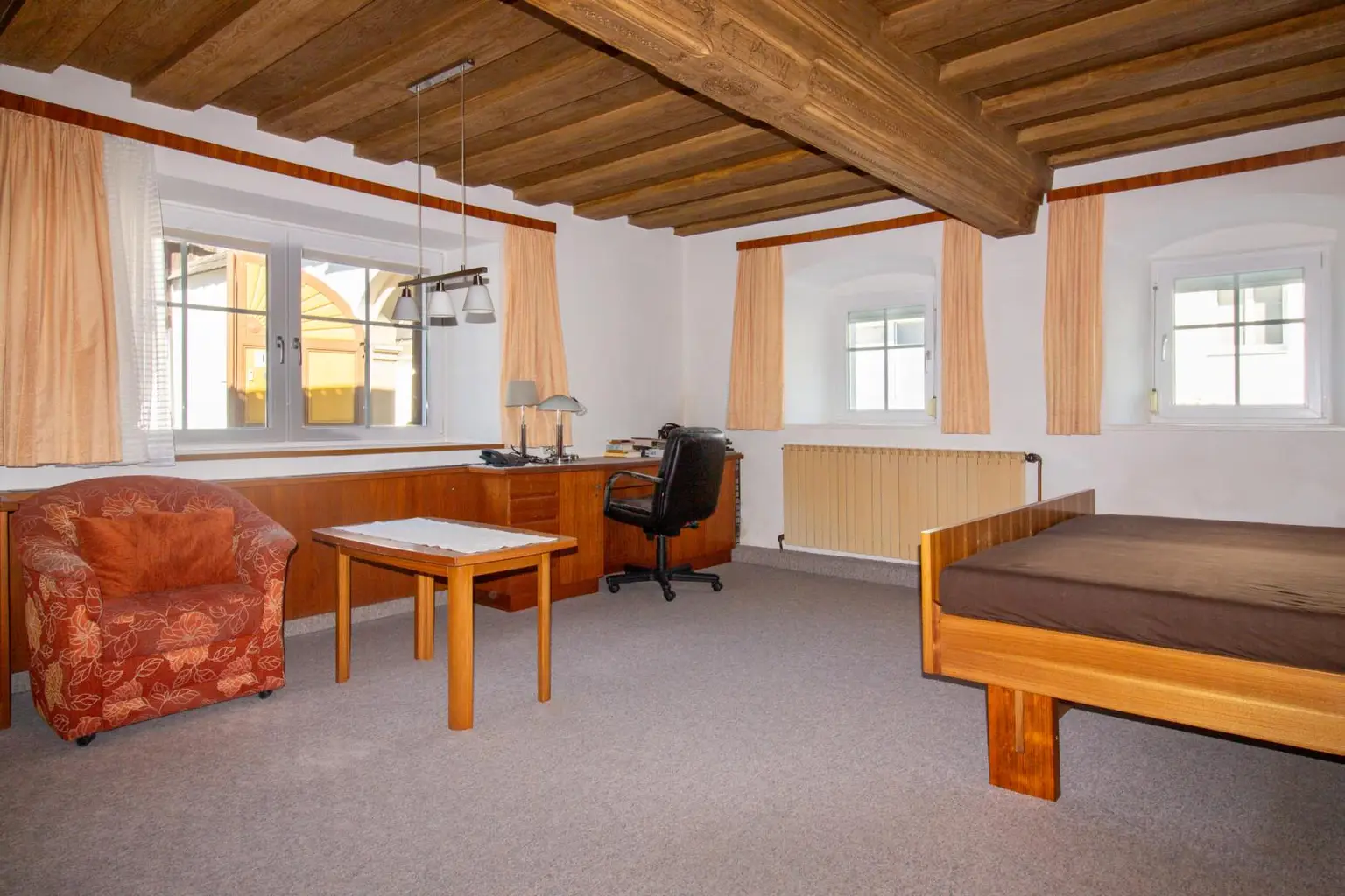 Historisches Wohnhaus mit liebevoll erhaltenem Innenhof