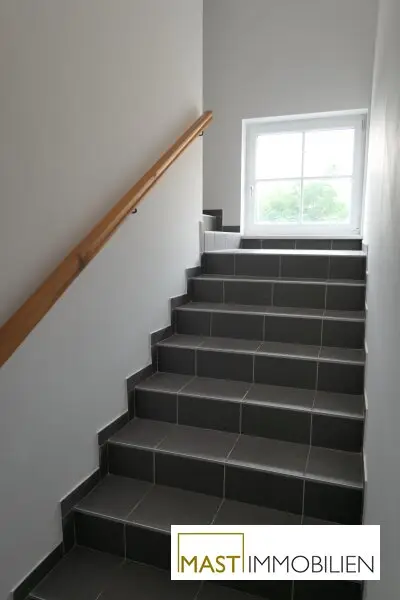 Optimal aufgeteilte 4 - Zimmer Wohnung inkl. Einbauküche & Balkon in Guntramsdorf