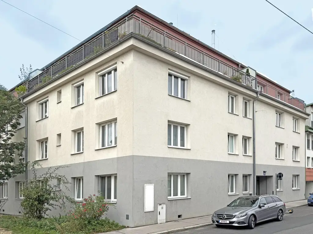 "Coole 2 oder praktische 3 Zimmer Wohnung, Renovierungsbedarf!"