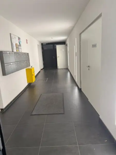 Wunderbare Dachgeschosswohnung in Top Lage mt Garage im Eigentum