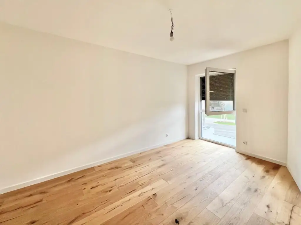 NÄHE U2: ERSTBEZUG IN GRÜNRUHELAGE I Südbalkon I ideal für Pärchen & Familien I  Aufzug I Fußbodenheizung & Kühlung I Luft-Wasser-Wärmepumpe I elektrische Raffstores