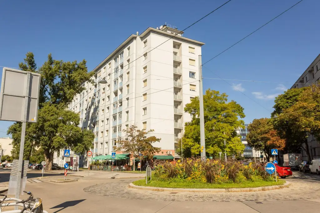 Helle 2-Zimmer Wohnung - 64m² mit Loggia in Wien 1200