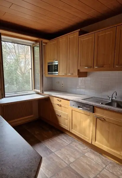 VIEL PLATZ FÜR KINDER+HUNDE+KATZEN!