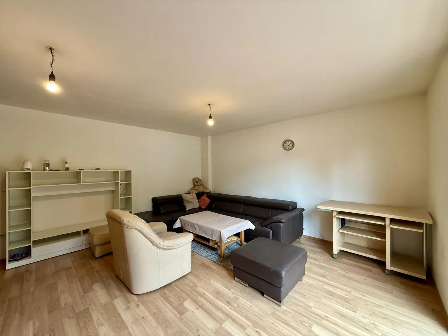 Großzügige 3-Zimmer-Wohnung mit Terrasse und Parkplatz