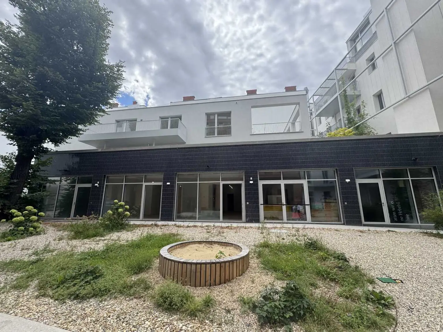 Top Gewerbeflächen nahe der Landstraße zum Kauf!