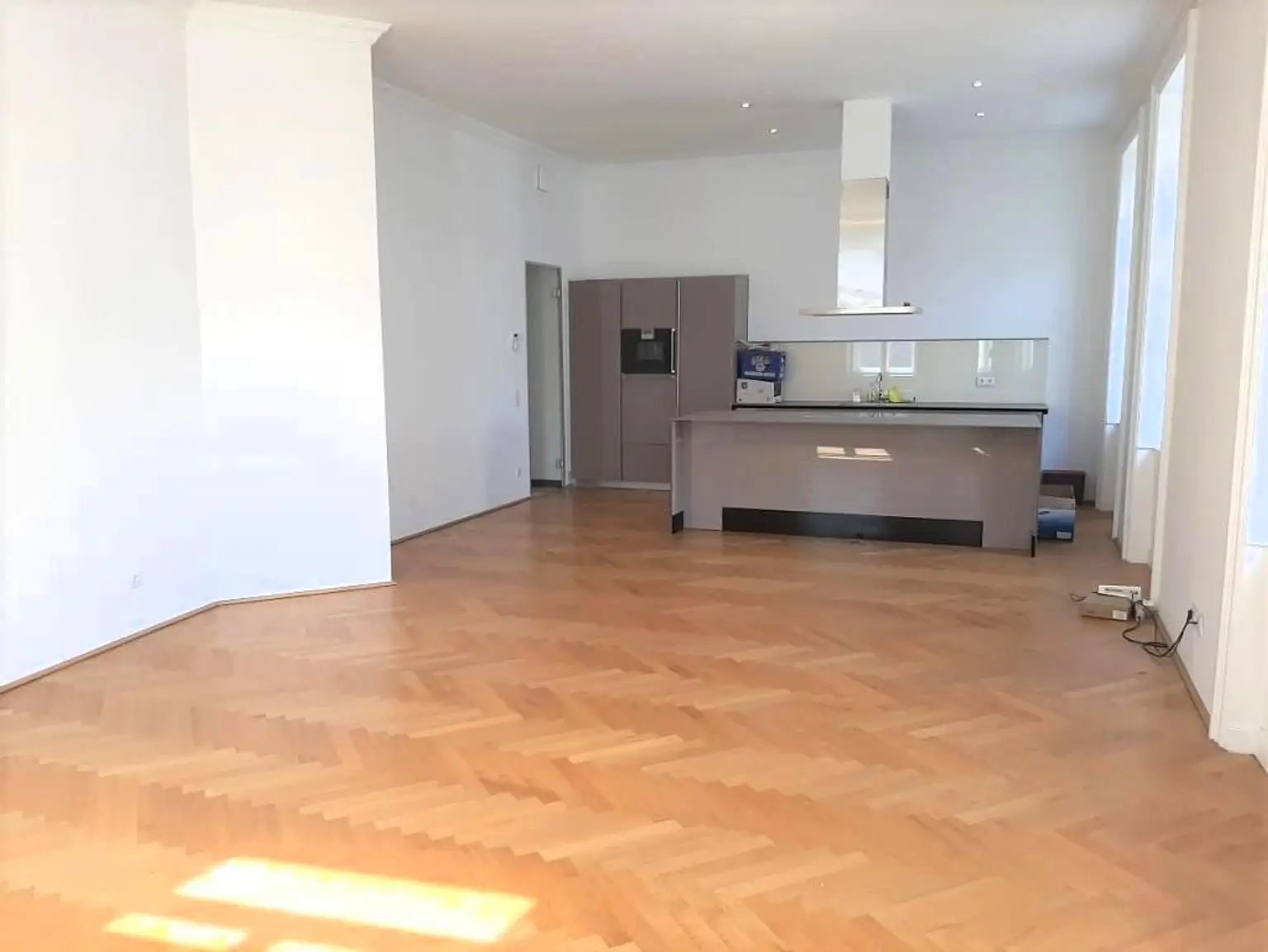 Büro - LOFTARTIG - sonnig - zentral - U1 - TOP AUSSTATTUNG - TOP Gebäude