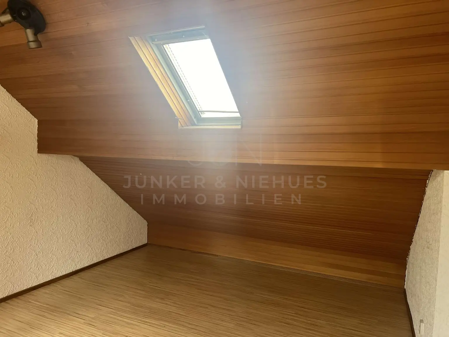 Kinder-/Gästezimmer/Büro
