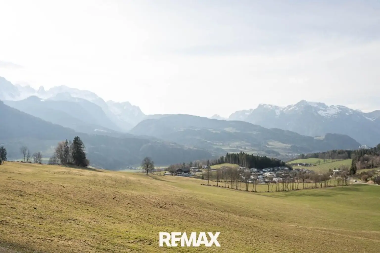 "Wo Lebensqualität beginnt" - Haus mit Panoramaausblick in Pfarrwerfen!
