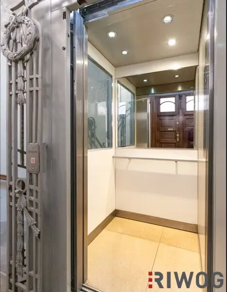 Einmalige Dachgeschosswohnung am Naschmarkt – Mit Vision veredelbar zum 215 m² PENTHOUSE-Juwel mit einmaligen 360°-Blick über Wien