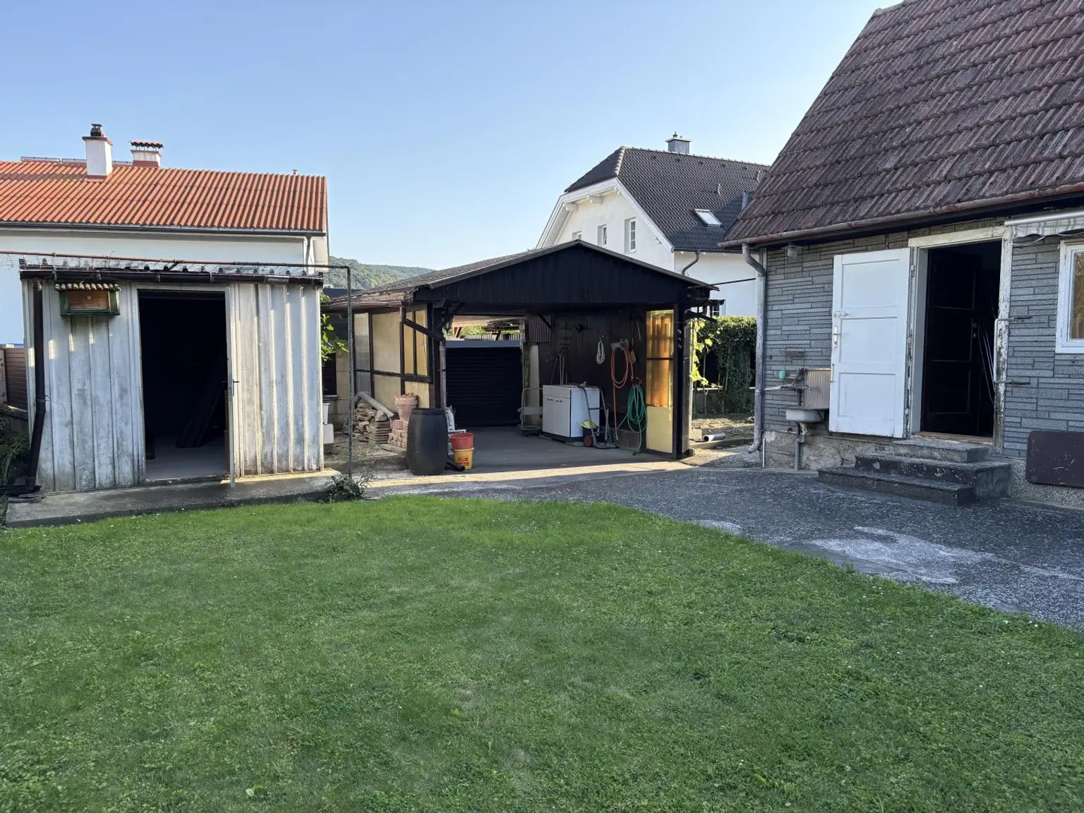 "Modernisieren und genießen in ruhiger Siedlungsgegend"