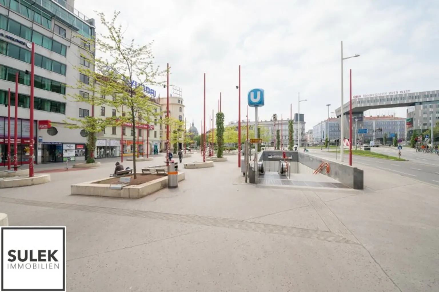 Zweitbezug: hofseitig gelegene 3-Zimmer-Wohnung direkt an der Mariahilferstraße - mit Klimaanlage