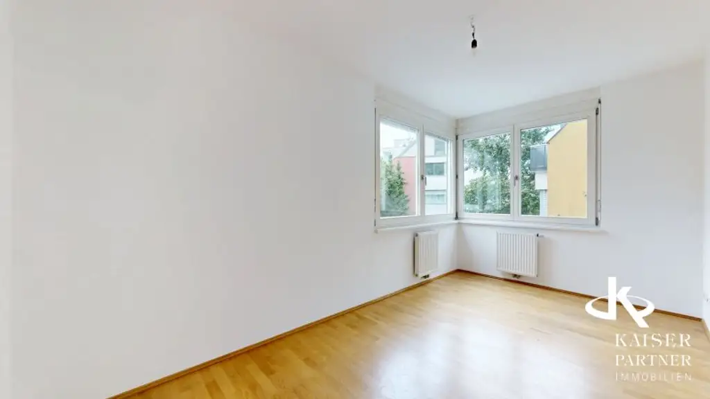 Kaasgraben, moderne 4-Zimmer-Wohnung mit 2 Balkonen, perfekte Raumaufteilung!