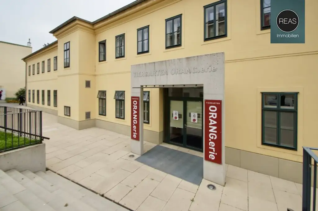 Provisionsfrei: Wunderschönes Apartment mit ruhiger Balkon-Terrasse bei der Orangerie Schönbrunn!