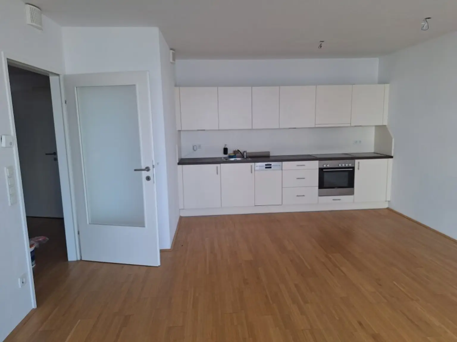 1100 Wien, top moderne Mietwohnung in Nähe Hauptbahnhof ( Gerhard-Bronner-Str.)