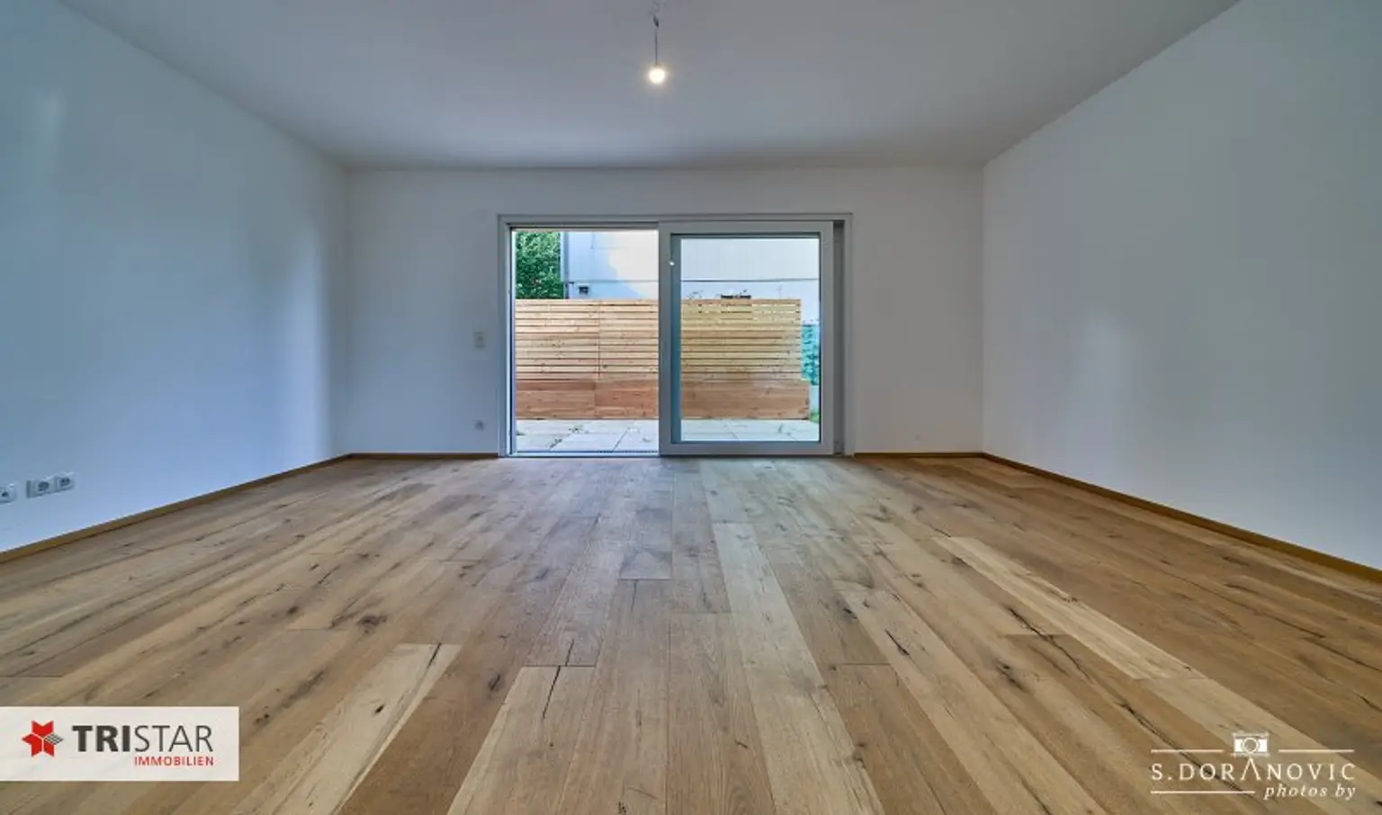 NEU! ++ ERSTBEZUG IN RUHIGER GRÜNLAGE ++ FAMILIENFREUNDLICHES HAUS MIT STELLPLATZ & EINBAUKÜCHE ++ 1220 WIEN ++