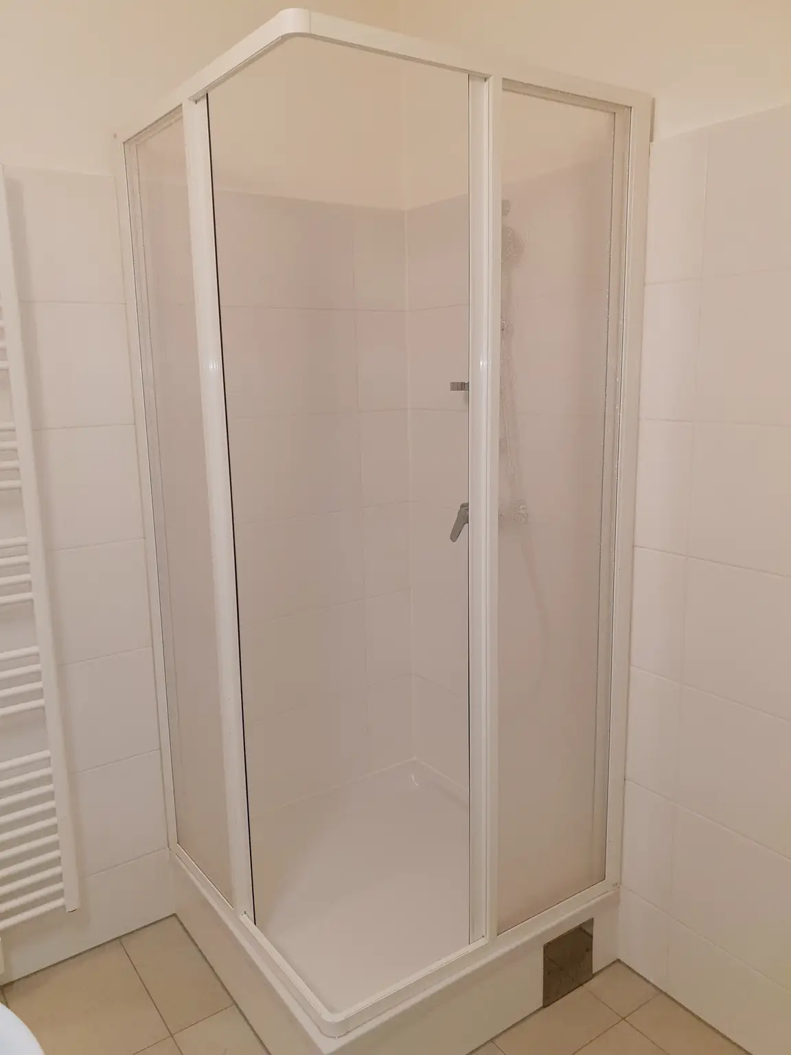 Single Wohnung zu vermieten!