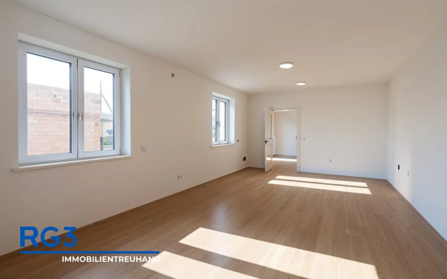 Neuwertiges Einfamilienhaus mit großem Garten