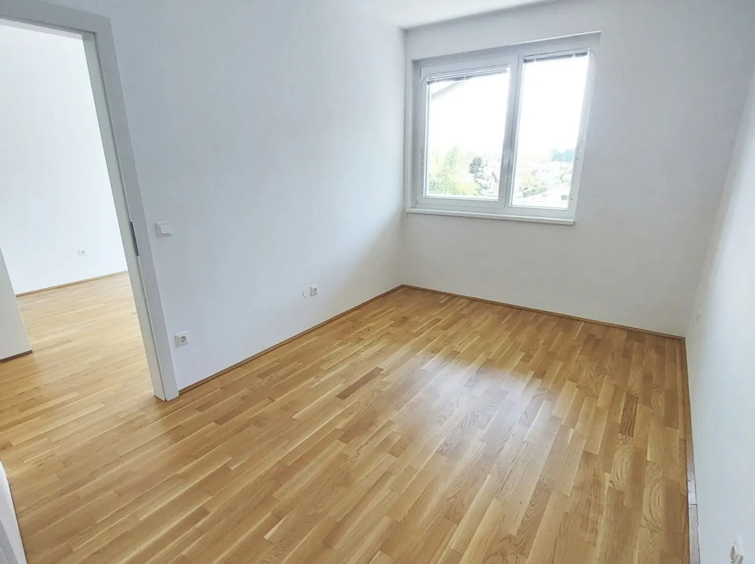 Moderne 2-Zimmer-Wohnung mit Terrasse, hochwertige Ausstattung