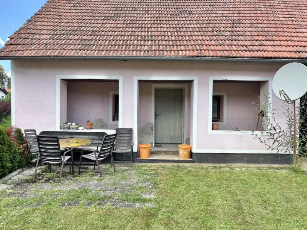 ** GARTENTAGE ** ren.bed. Landhaus mit bezauberndem Grundstück !! Ca. 7.200m 2 Wald inklusive !!