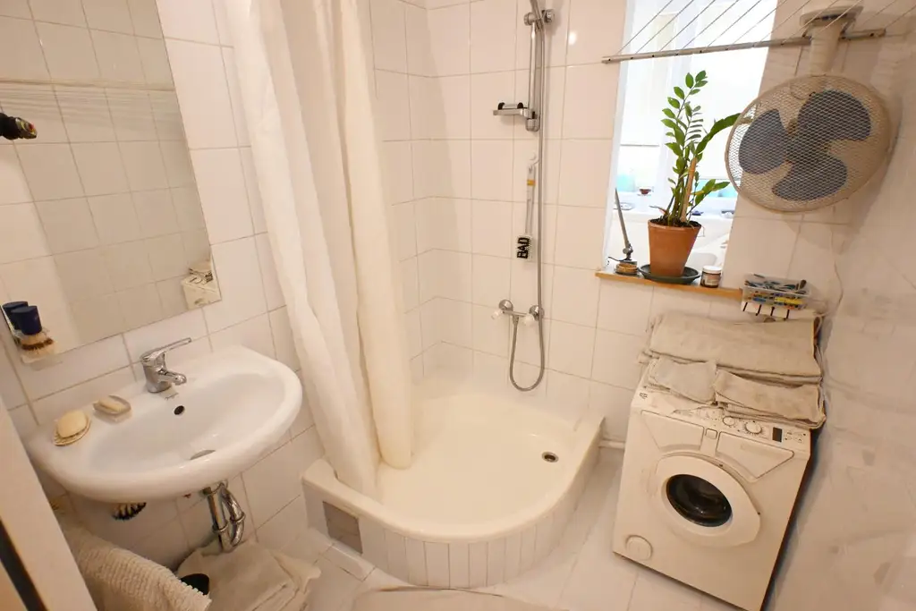 " ++ Wien Zentrum  ++"