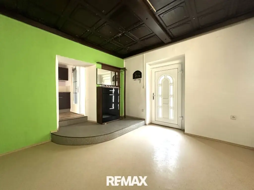 ***Mehrfamilienhaus mit Riesenpotential im Zentrum von Eisenerz***