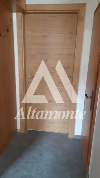 Helle 3-Zimmer-Wohnung im 3. Liftstock mit schöner Loggia - Nähe Augarten & Jakominiplatz, 8010 Graz