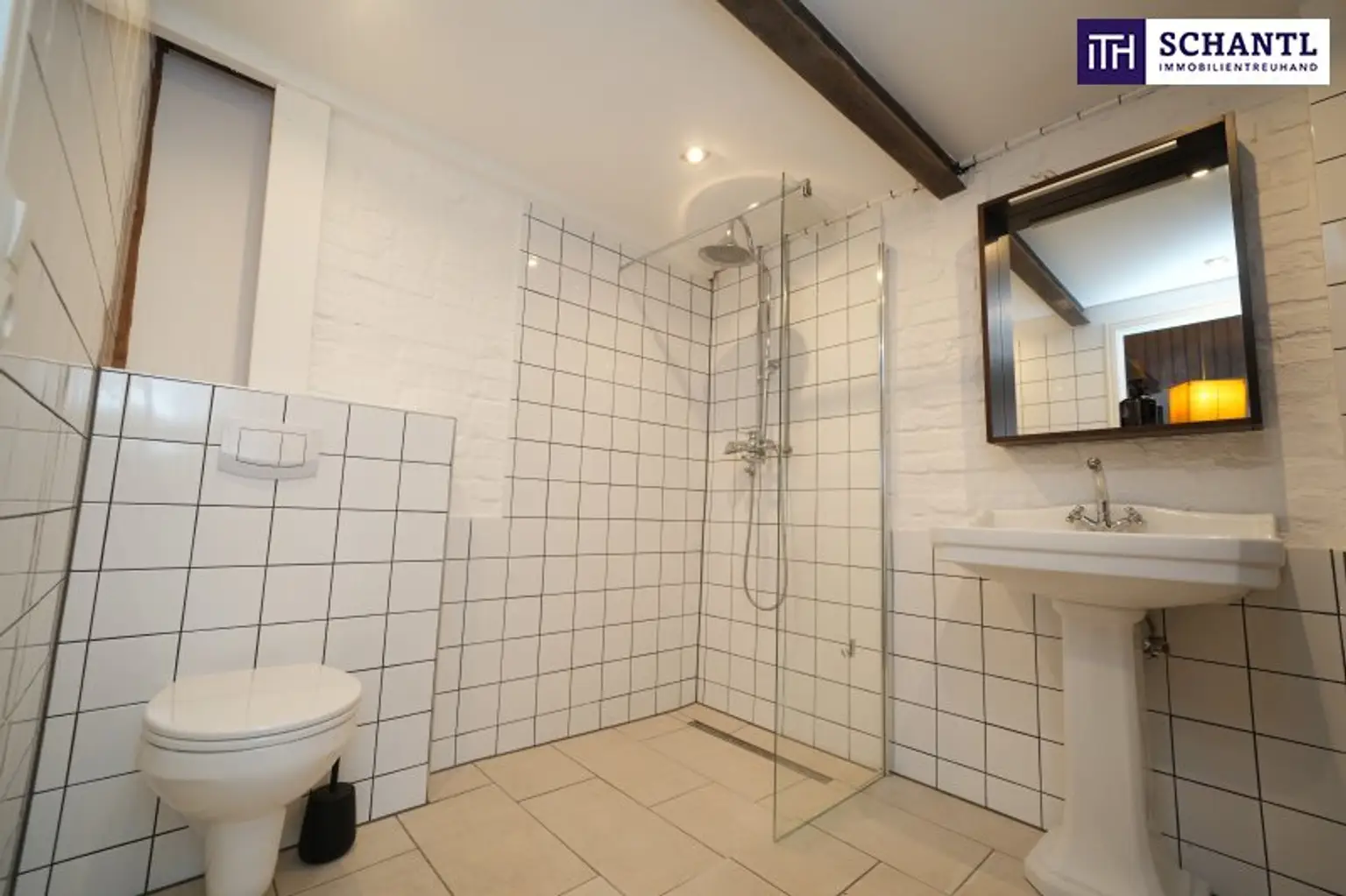 SENSATIONELLES JUWEL! Exklusiver Vierkanthof im Thermenland Steiermark – Wohnen, Reiten & Leben mit Pool und Natur!