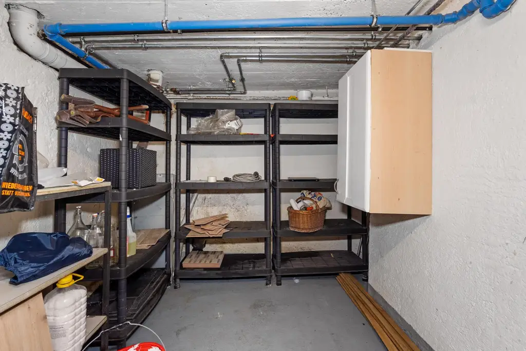 "Ein-/Zweifamilienhaus in ruhiger Lage – mit Sauna & Kachelofen!"