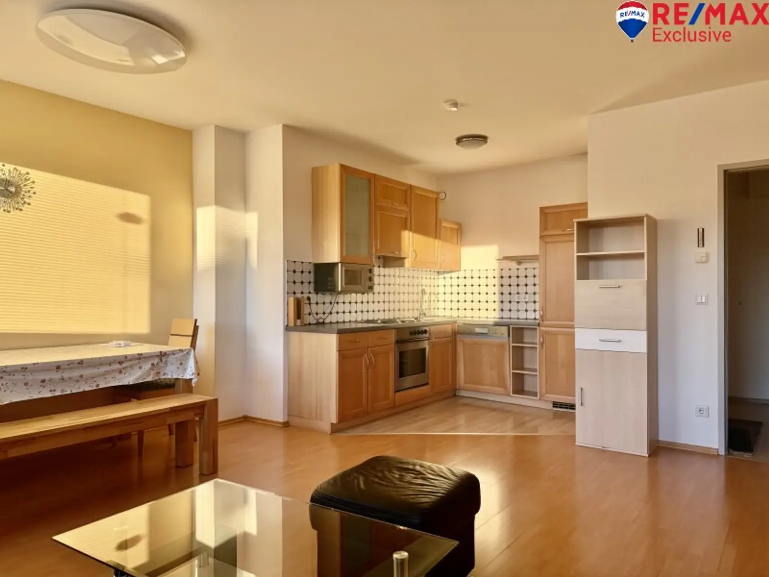 Sunny - 2 Zimmer Mietwohnung mit Balkon auf ca. 54m² Wfl.!