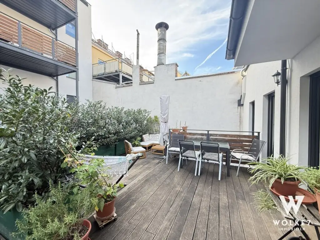 Charmante Maisonette-Wohnung mit Terrasse und Balkon in ruhiger Innenhoflage