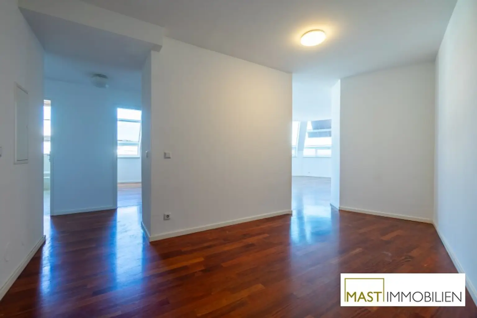 Optimal aufgeteilte 4 Zimmer Wohnung in exklusiver Lage direkt im 9. Bezirk / Alsergrund