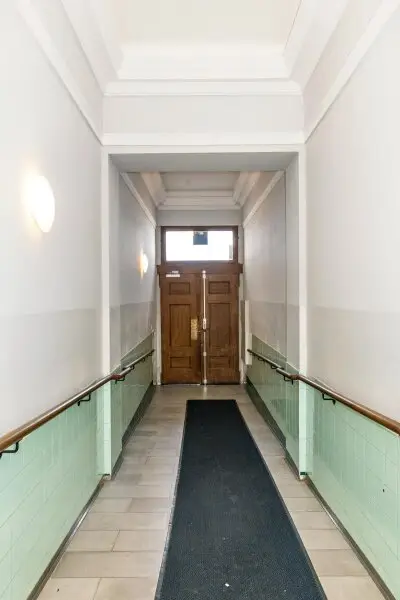 2 Zimmer Wohnung im 3. Liftstock in sehr guter Lage