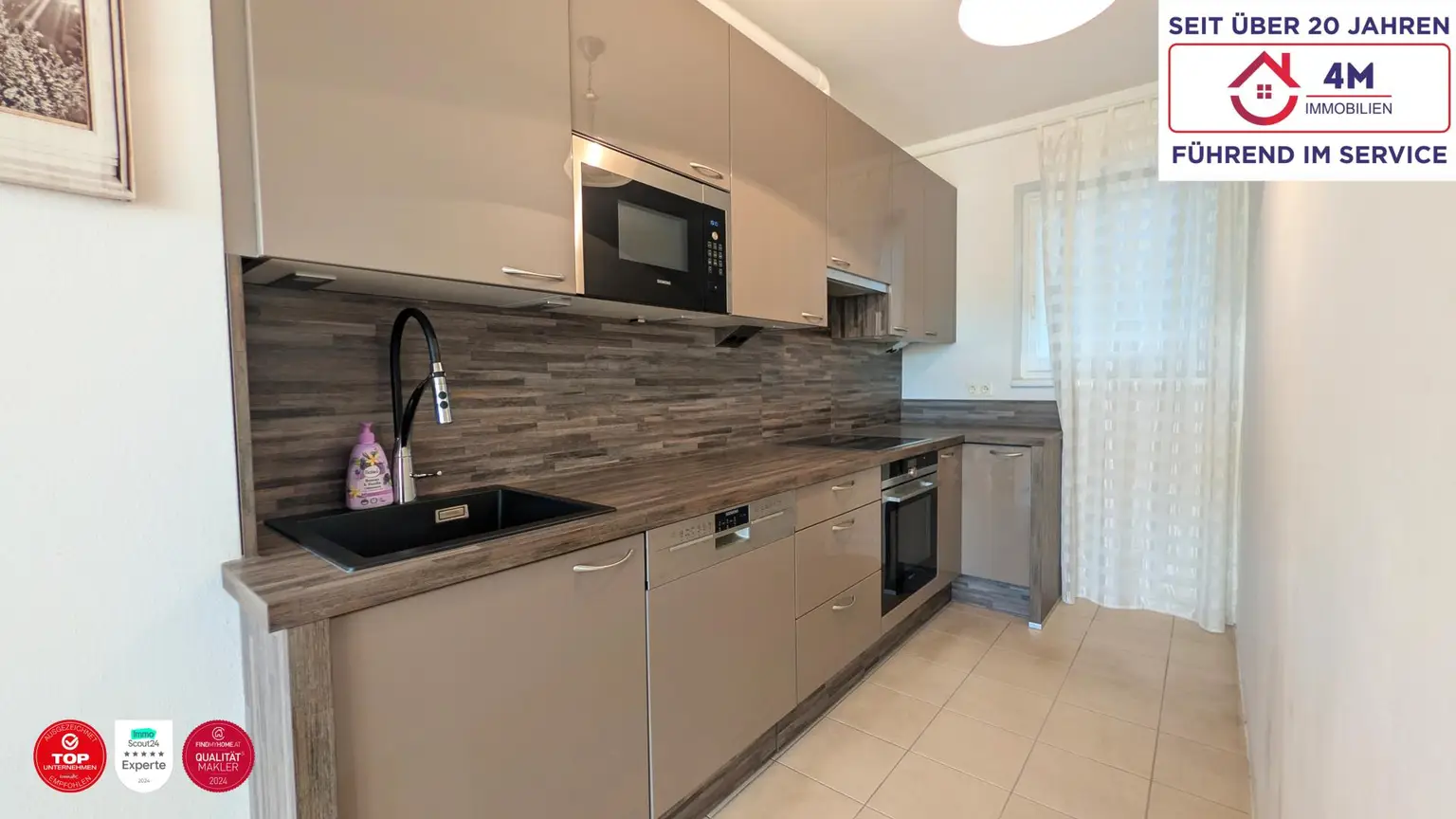 🌳Wohnen im Grünen, leben in Stadtnähe: Stilvolle 3 Zimmer Maisonette mit Terrasse, Balkon privatem Seezugang und Garage🌅