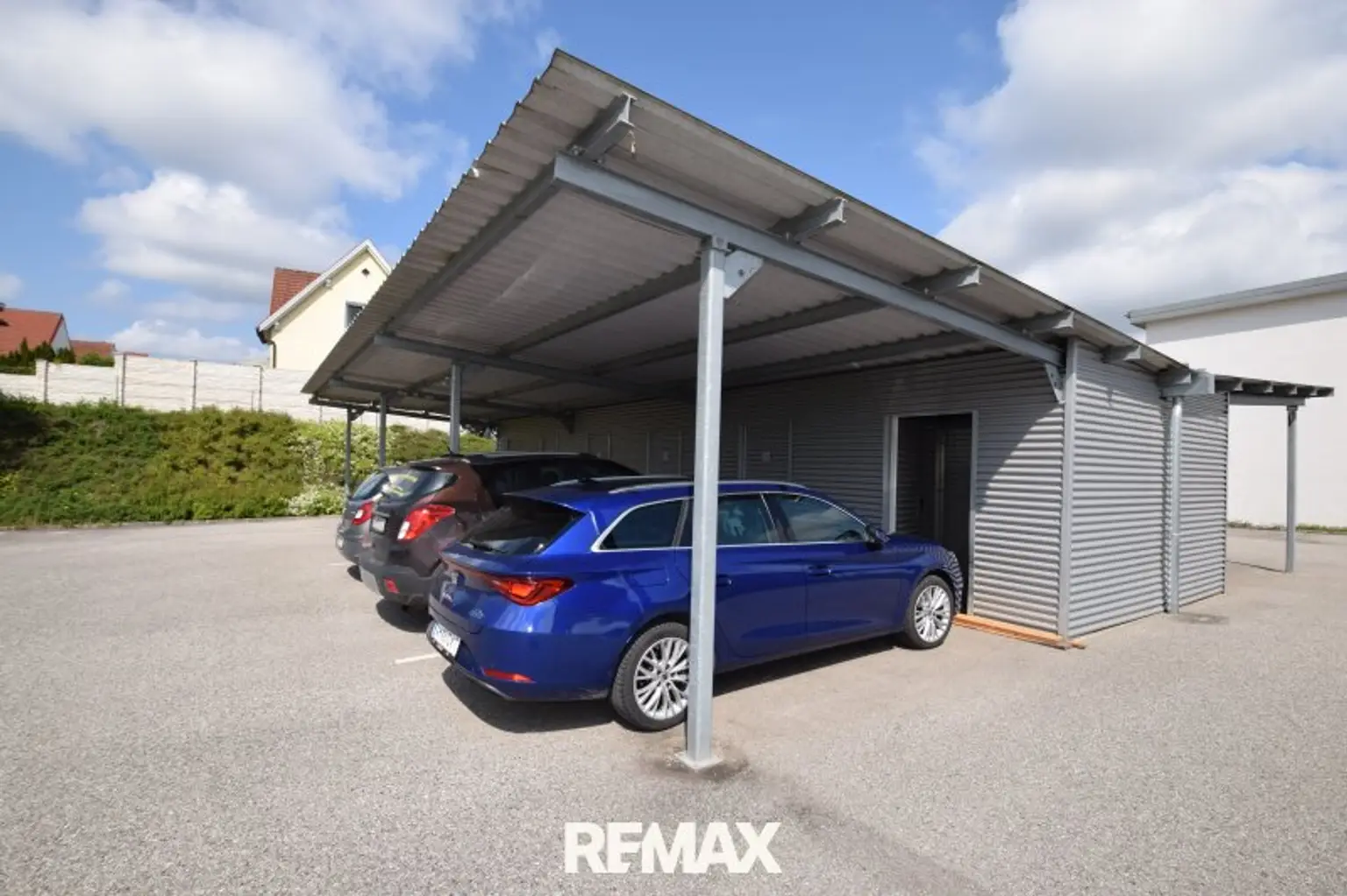 Carport mit Abstellraum