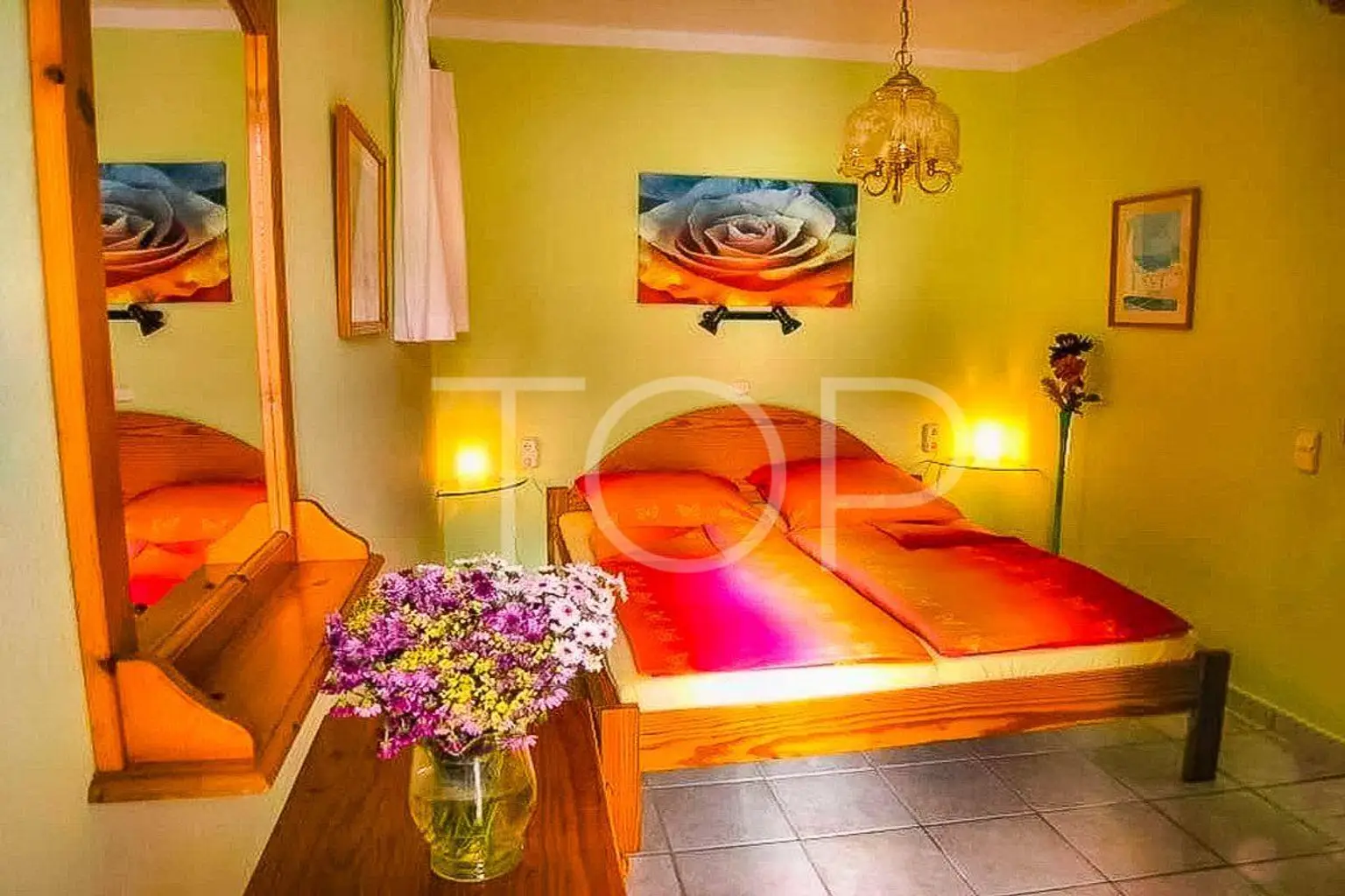 Romántica mansión con seis apartamentos en Costa de Adeje
