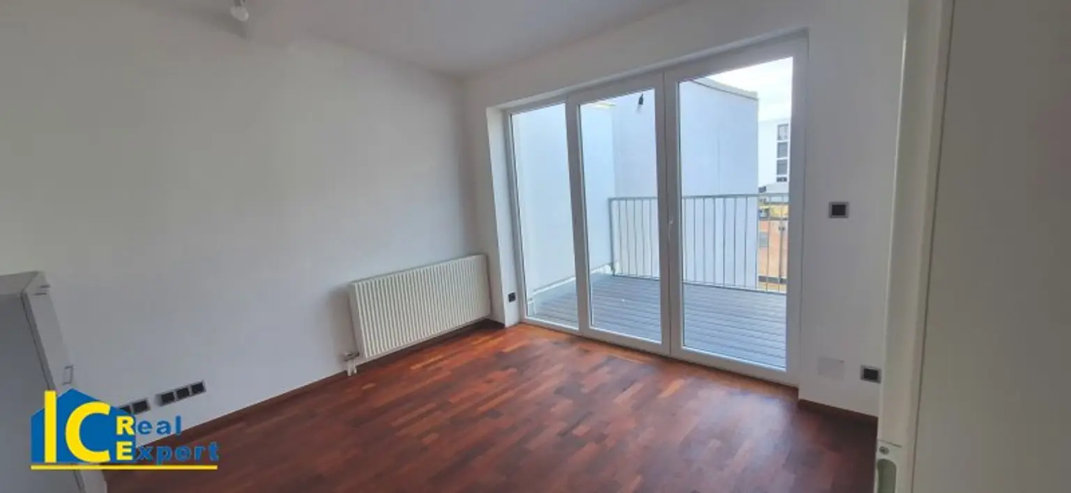 Balkonzimmer 1