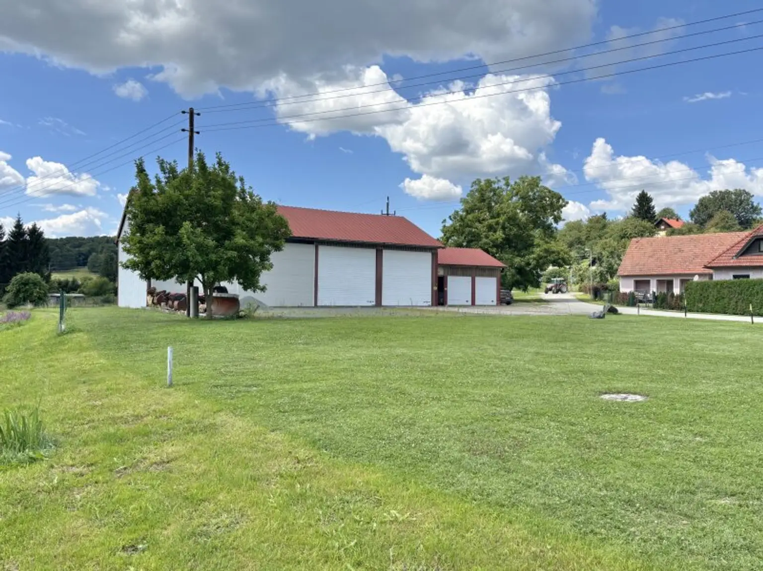 ** GARTENTAGE ** ren.bed. Landhaus mit bezauberndem Grundstück !! Ca. 7.200m 2 Wald inklusive !!
