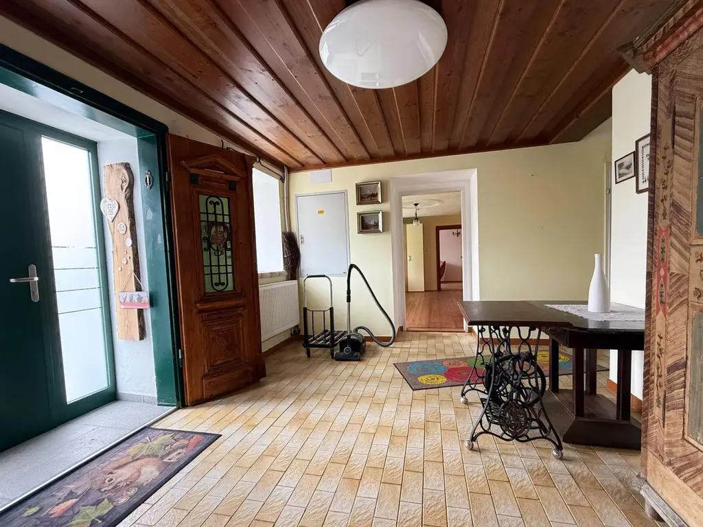 Traumhaftes Bauernhaus in Alleinlage mit Blick auf den Sonntagberg – 13 Hektar Natur pur im Ybbstal